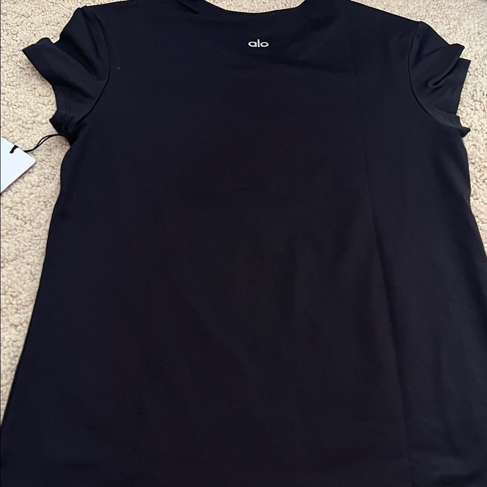NEW Alo Finesse Tee - Picture 3 of 3